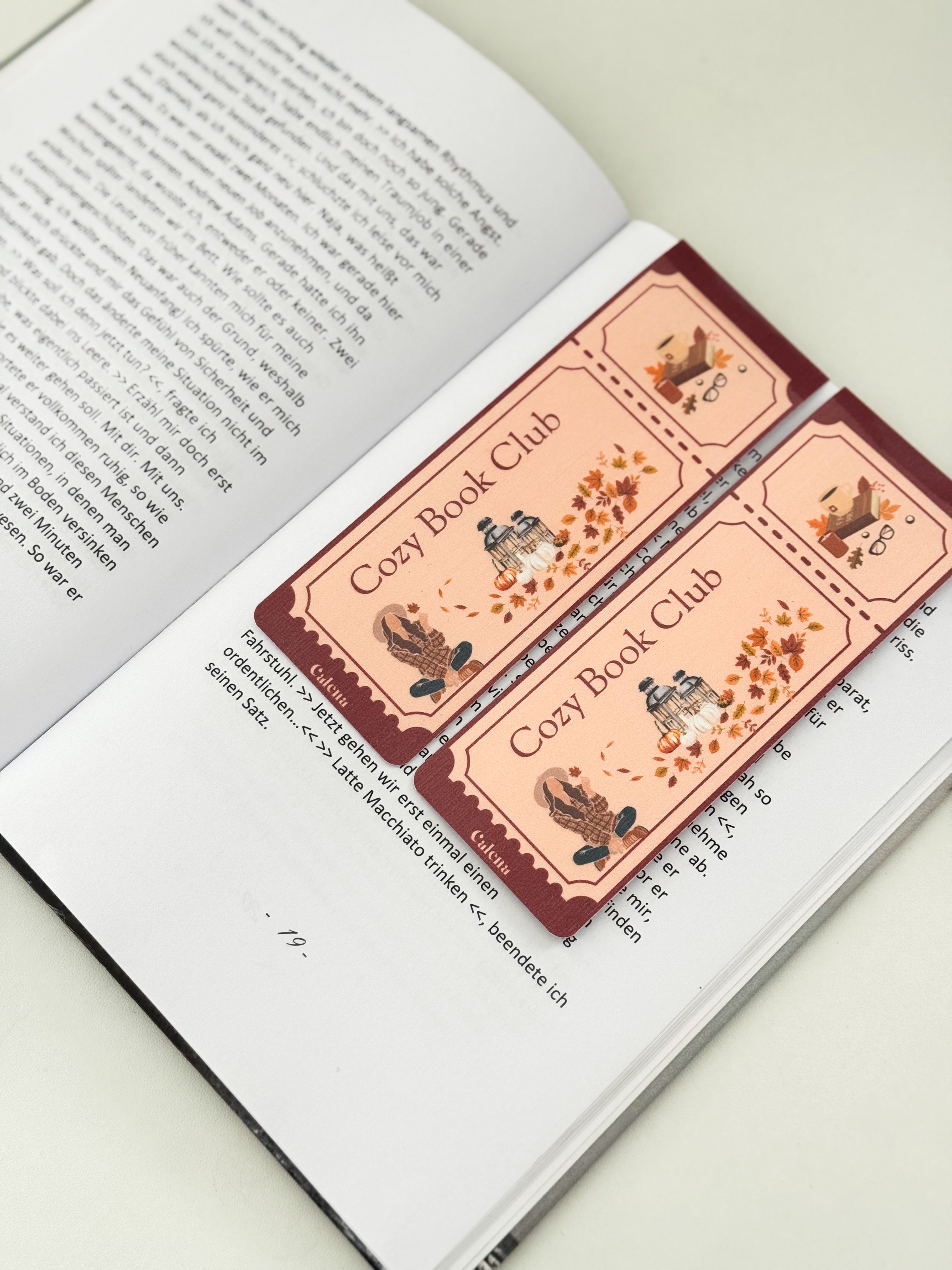 COZY BOOK CLUB