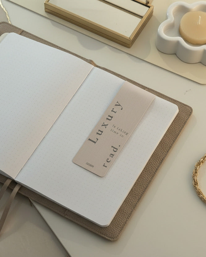 Essential Magnetic Bookmark ,,Luxury is taking time to read"