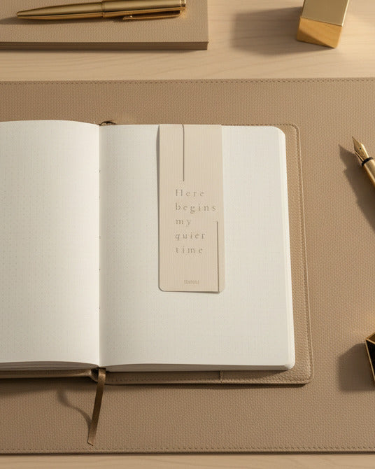 Essential Magnetic Bookmark ,,Here begins my quiet time"