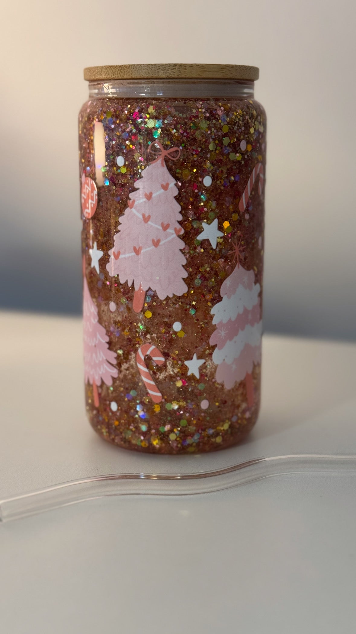 Rosa Tannenbäume Glitzer Snow globe aus Glas - fertiges Trinkglas