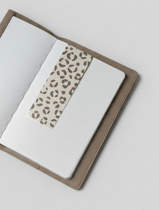 Magnetisches Lesezeichen Leo x Braun