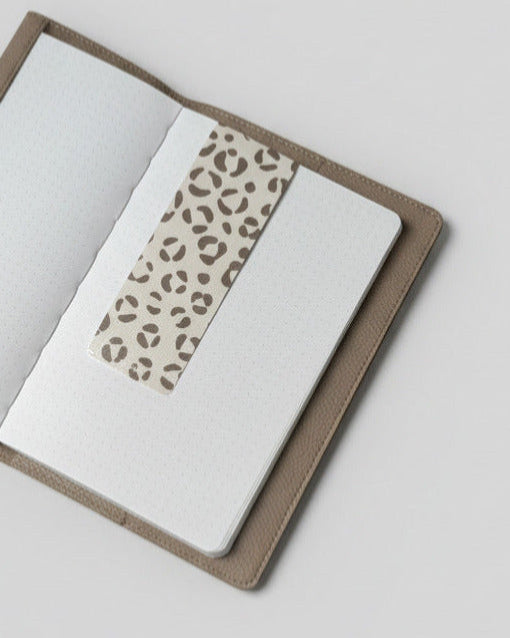 Magnetisches Lesezeichen Leo x Braun