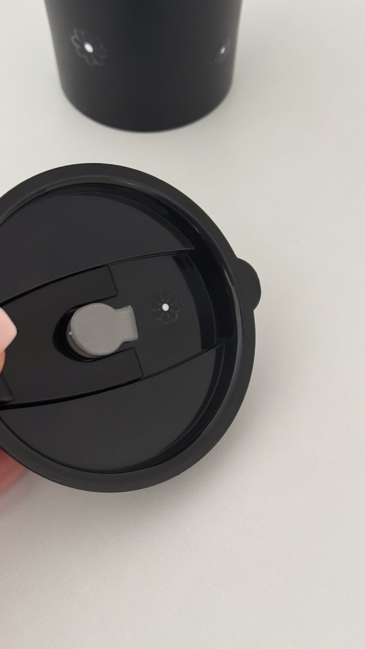 Bloomy black - coffee cup black edition