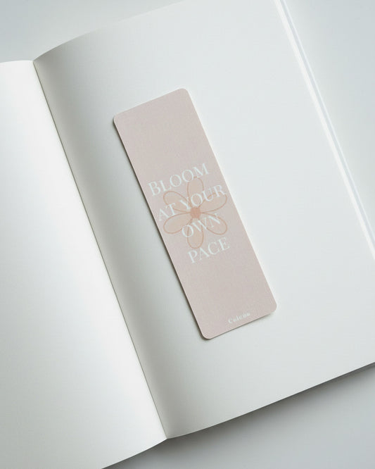 Lesezeichen - Bloom at your own pace